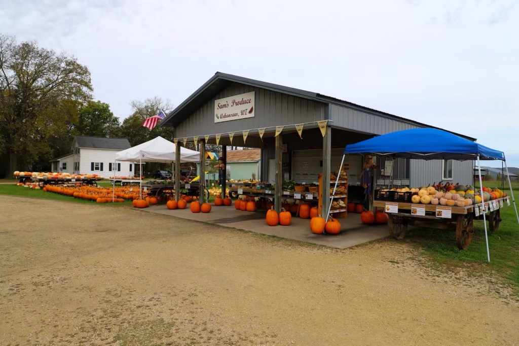 Produce Update October 3, 2026 (Sweet Corn Season Over, Fall Produce/Pumpkins Continue!)